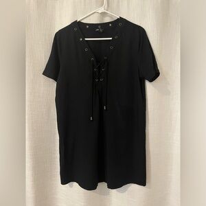 Forever 21 lace neckline top medium